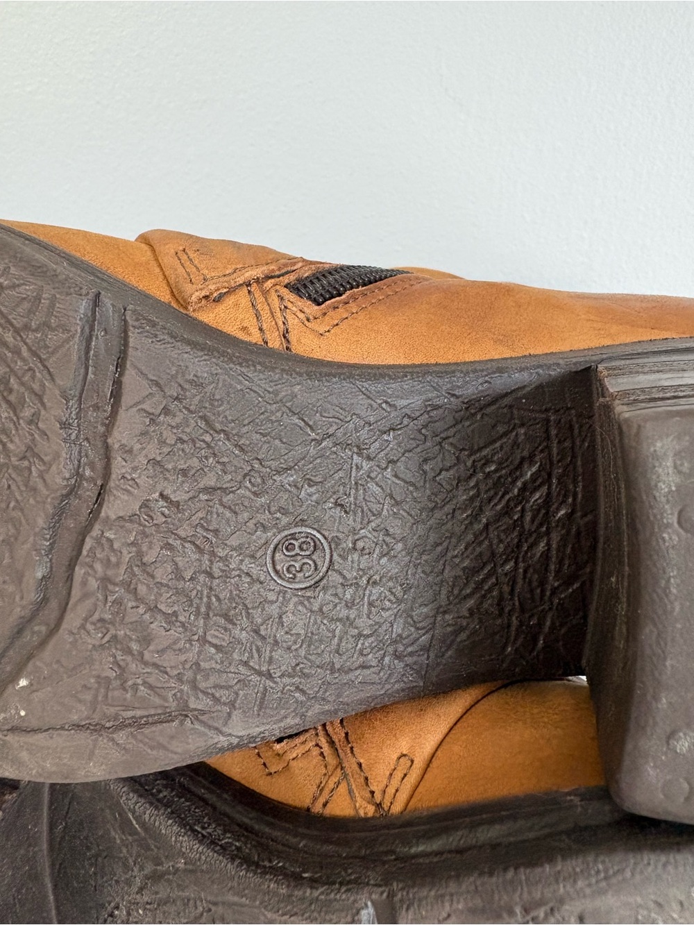 Miz Mooz Stoney Brown Leather Ankle Boots 38 Boho Vintage-Inspired Block Heel - Picture 10 of 11